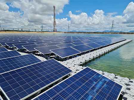 floating solar panels